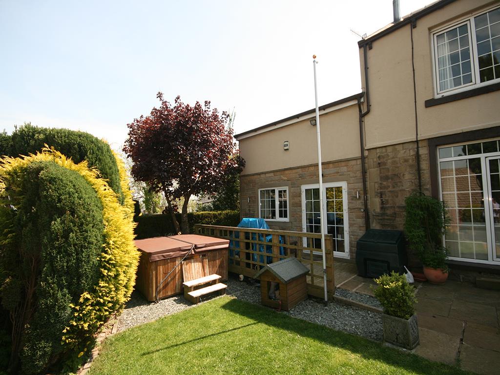 4 bedroom end terrace house To Let in Barnoldswick - IMG_1069.JPG